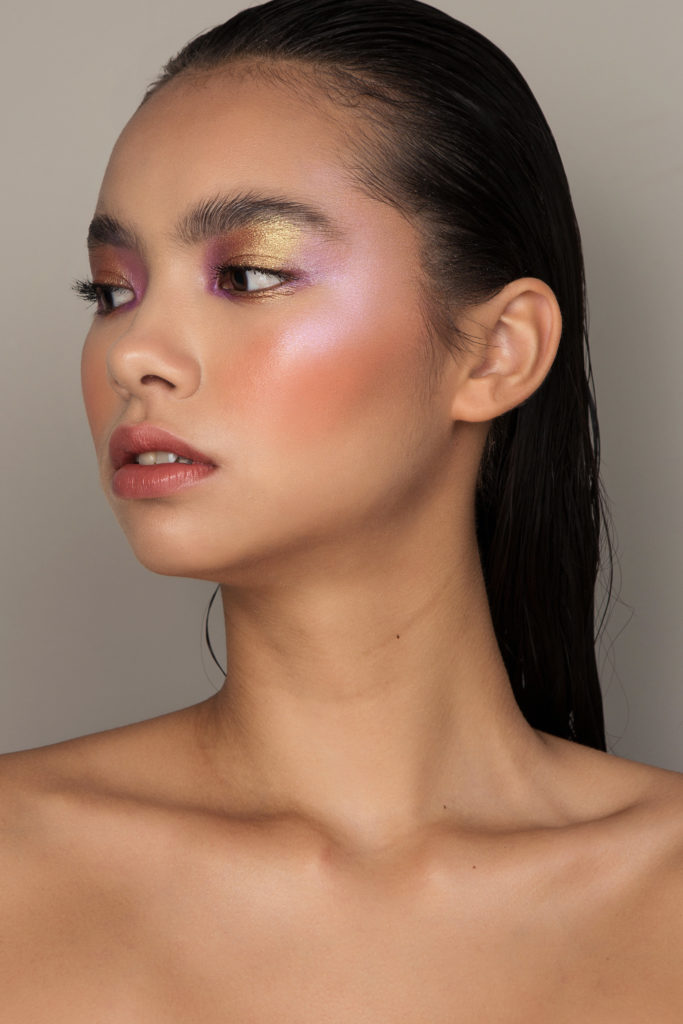 Blush marcado na pele