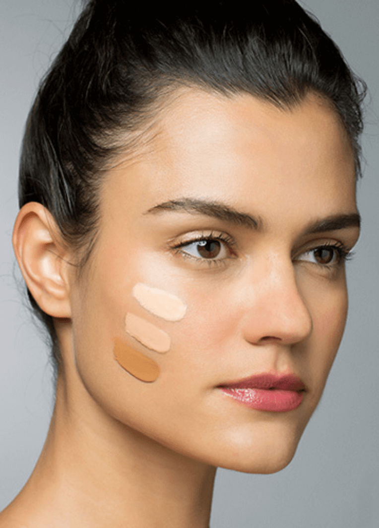 como uniformizar o tom da pele na maquiagem simples